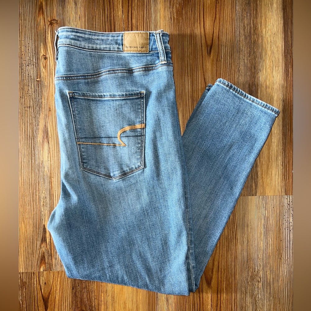 American Eagle Super Hi-rise Jegging